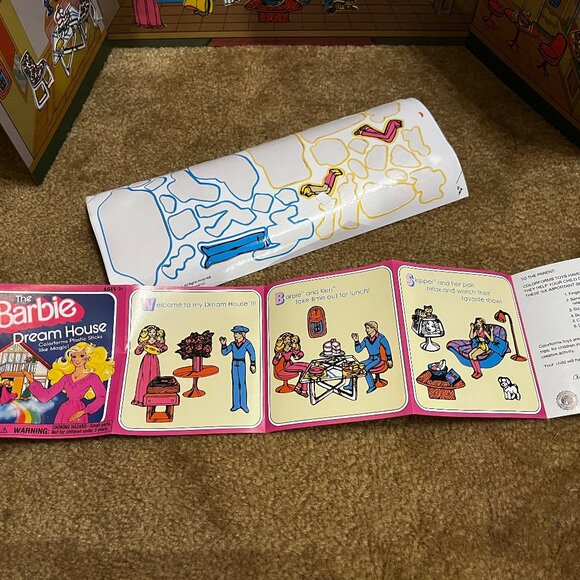The Barbie Dream House Colorforms Play Set, Colorforms Classics Retro Replay Ed - Picture 7 of 7